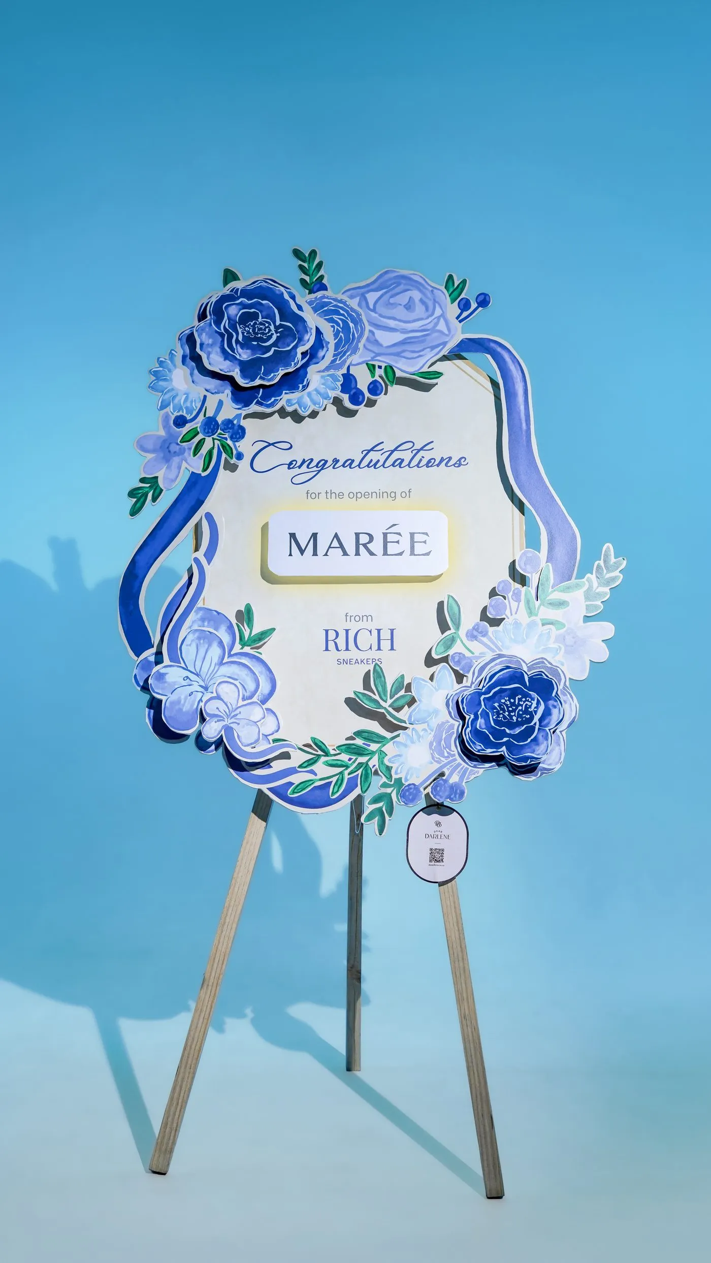 Grande Rosie Biru